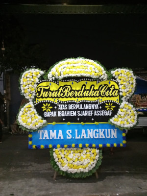 Papan Bunga Duka di Maguwoharjo